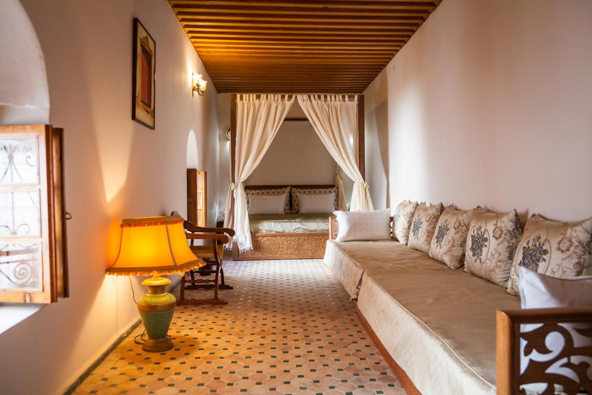 Dar Shaeir Bed and Breakfast Rabat Rum bild