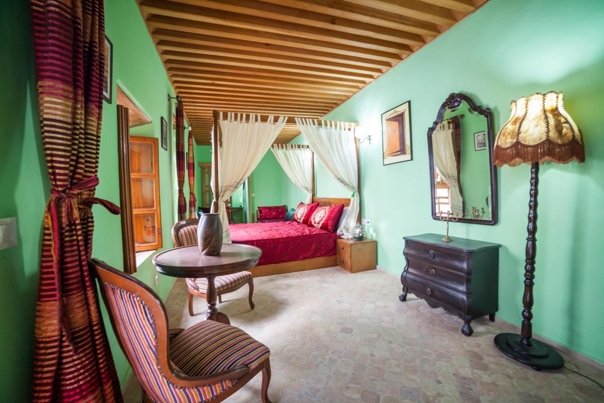 Dar Shaeir Bed and Breakfast Rabat Rum bild
